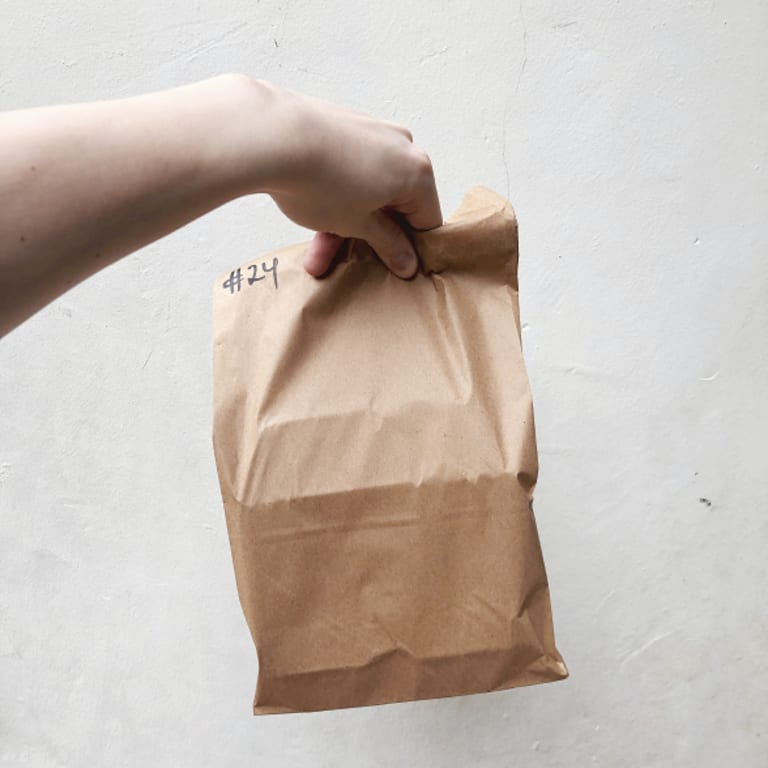 Convenient Pizza and Salad Pickup and Delivery